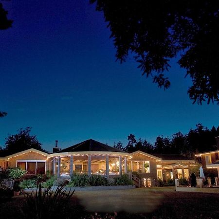 Galiano Oceanfront Inn & Spa Sturdies Bay Exterior foto